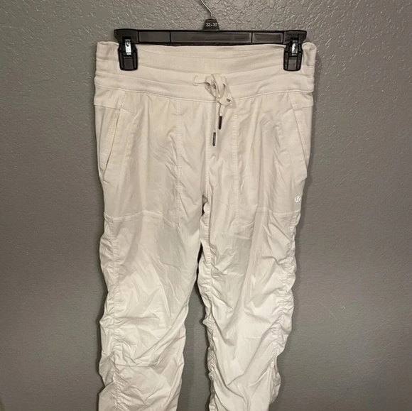 Lululemon Lined Studio Dance Full Length Pants White Size 10 - Picture 1 of 5